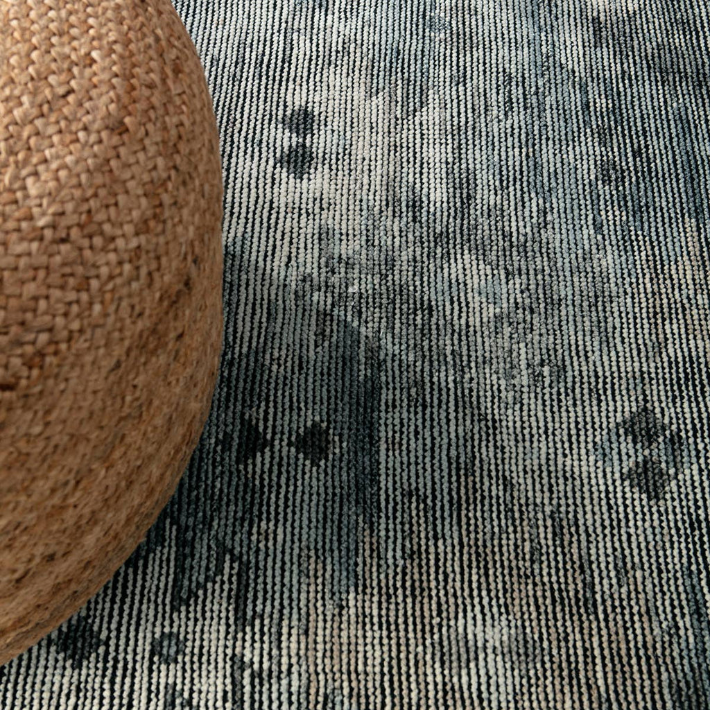 Rize RIZ08 Rug - detail view