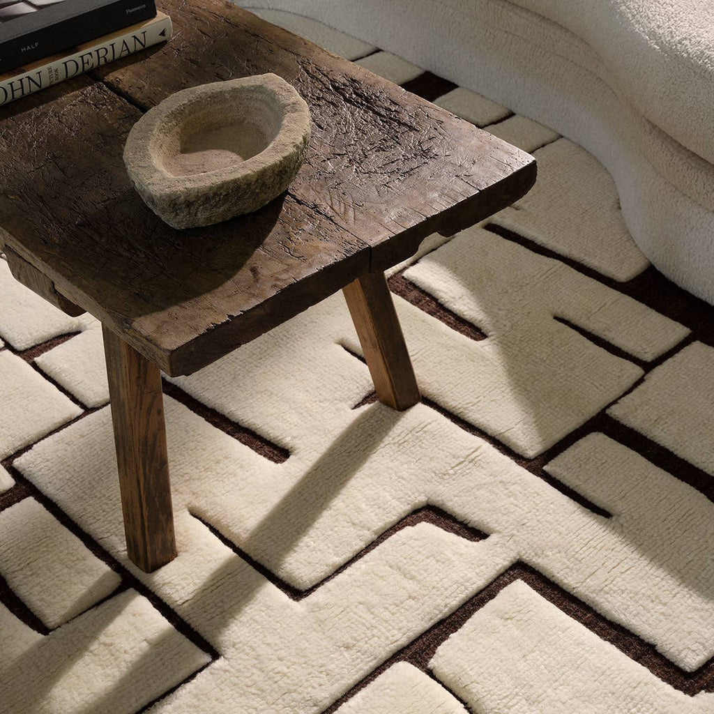 Ventris VNT01 Rug - lifestyle view