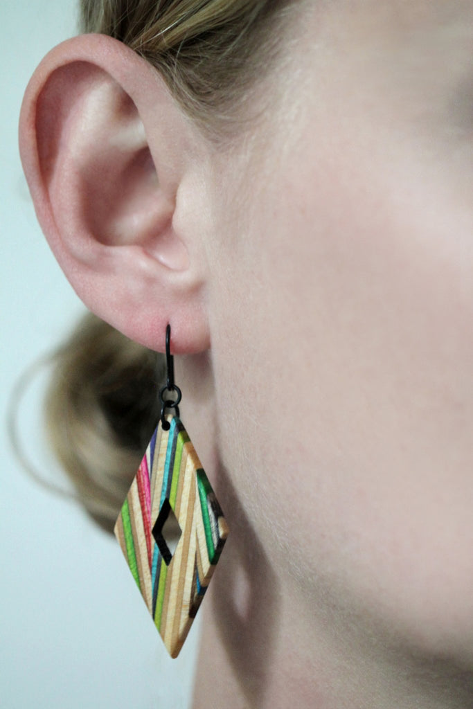 RHOMBUS DANGLE EARRINGS - touchGOODS