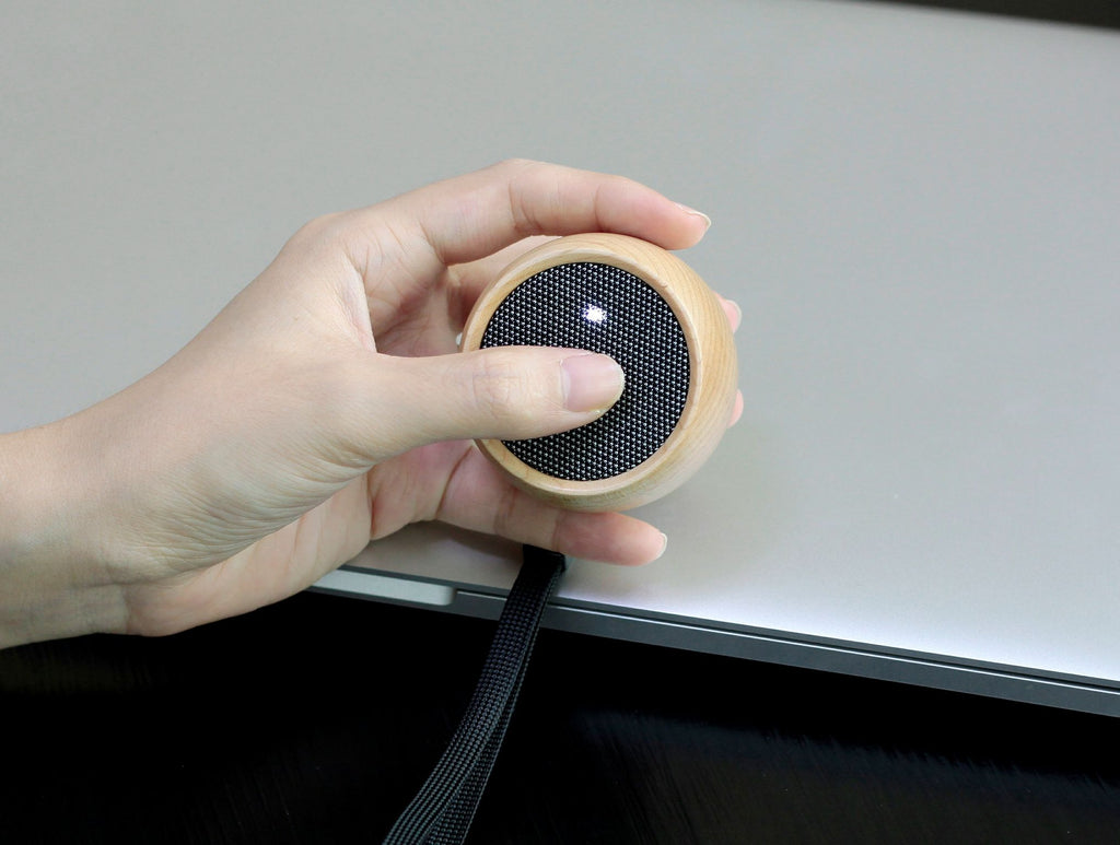 Tumbler Selfie Speaker - touchGOODS